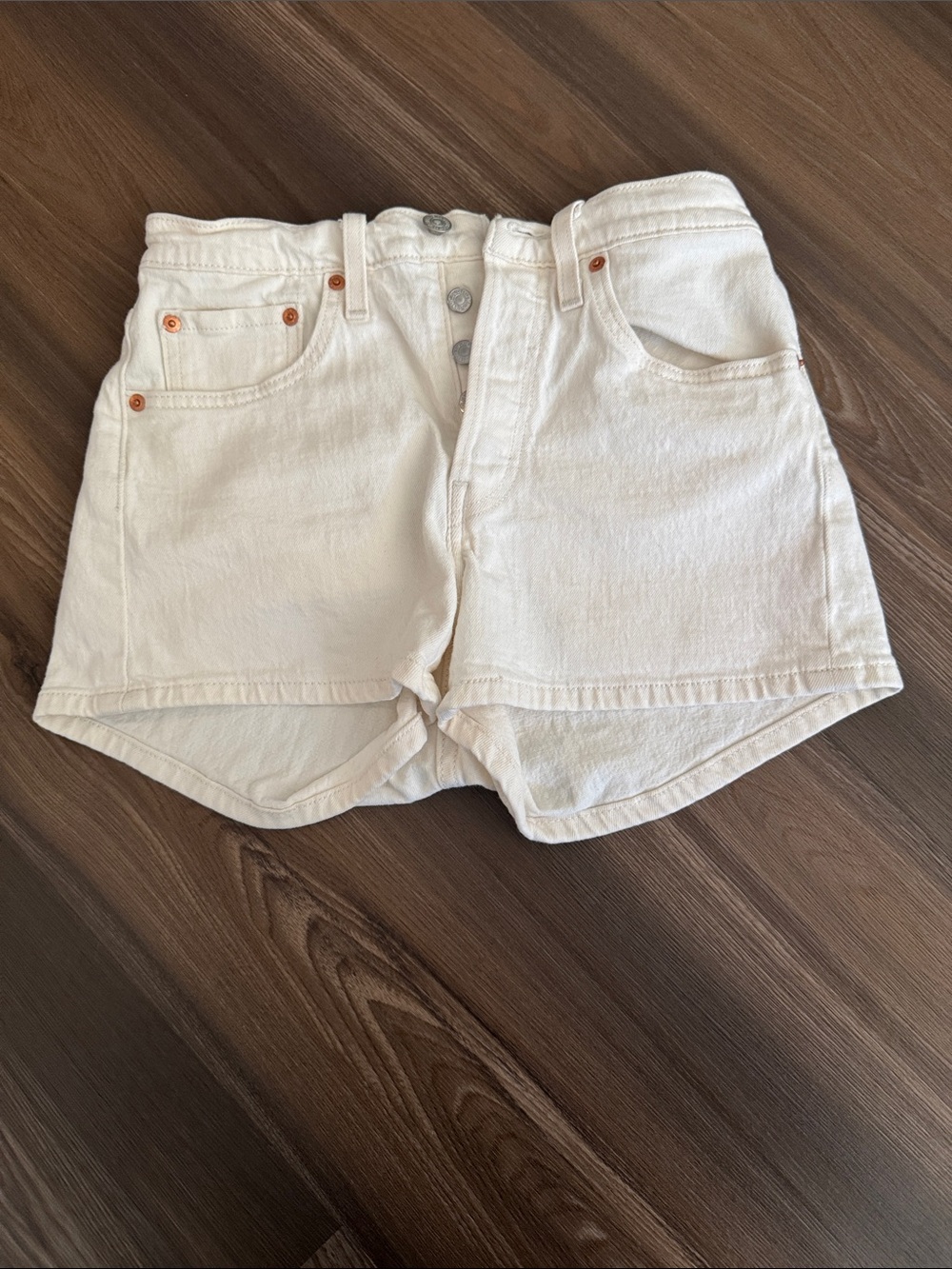 501 Levi’s White Denim Shorts with Button Fly